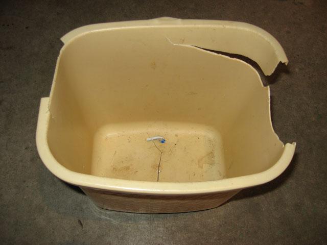 trashed bucket